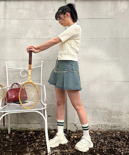 AS KNOW AS plus（アズノゥアズプラス）の「●選べるアソートデザイン ワンポイントロゴ刺繍 Wジップケーブル半袖カーディガン（カーディガン/ボレロ・レディース・アイボリー系/レッド系/ネイビー系/シルバー系/ネイビー系1/ブラウン系・FREE）」の16枚目の写真