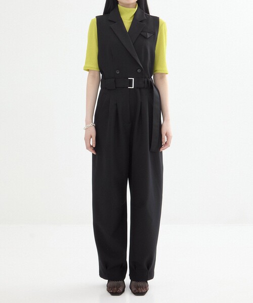 UNITED TOKYO（ユナイテッドトウキョウ）の「【残りわずか！】テーラーカラーコクーンロンパース｜抗ピリング/帯電防止/ストレッチ/オケージョン/冬服（つなぎ/オールインワン・レディース・ブラウン/ブラック・1/2）」の5枚目の写真