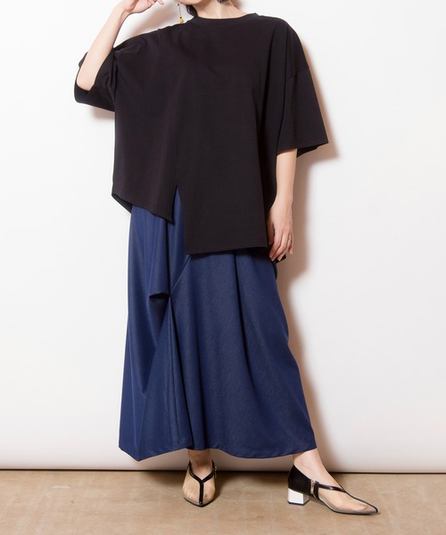 OSMOSIS（オズモーシス）の「アシンメトリーTシャツ（Tシャツ/カットソー・レディース・ブラック/ピンク/ホワイト・ONE SIZE）」の11枚目の写真