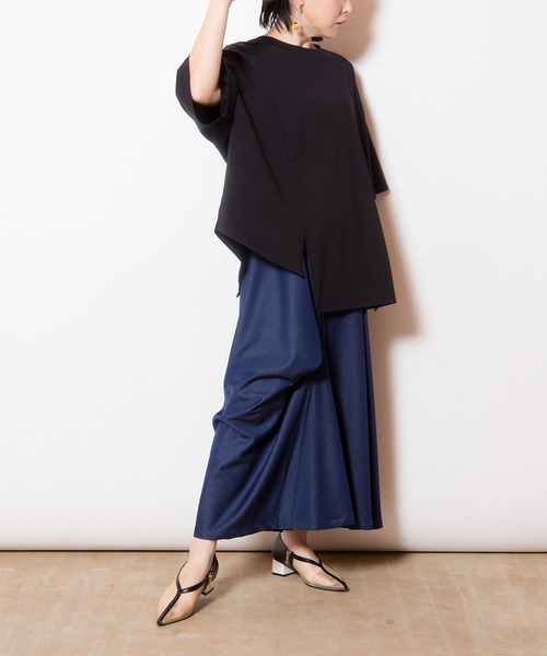 OSMOSIS（オズモーシス）の「アシンメトリーTシャツ（Tシャツ/カットソー・レディース・ブラック/ピンク/ホワイト・ONE SIZE）」の13枚目の写真