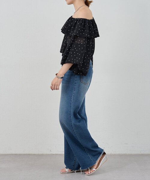 SHENERY（シーナリー）の「【着るだけで主役に】シアーフリルドットブラウス（シャツ/ブラウス・レディース・ブラック・FREE）」の7枚目の写真