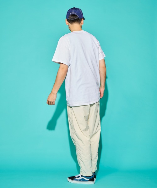 DANIEL JOHNSTON（ダニエルジョンストン）の「S/S TEE“HI HOW ARE YOU MURAL”/ショート スリーブ ティー "ハーイ ハワーユ― ミューラル”（Tシャツ/カットソー・メンズ・ブラック/ホワイト・MEDIUM/LARGE/X-LARGE）」の4枚目の写真