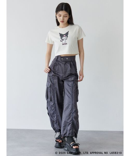 MURUA(ムルーア)の「【メロクロコラボ】クロップドTシャツ(Tシャツ/カットソー・レディース・ブラック/ホワイト・FREE)」の3枚目の写真