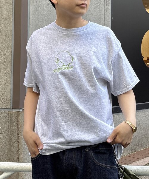 TOKYOGIRL（トーキョーガール）の「【25色展開/2サイズ】TOKYOGIRL/東京ガールロゴTEE（Tシャツ/カットソー・レディース・ブラック/グリーン系その他2/ボルドー/ダークブラウン/ホワイト/ピンク/ライム/グリーン/ライトグレー/パープル系その他/キャメル/オレンジ/イエロー/パープル/ブルー系その他/ネイビー/ミント/サンドベージュ/グリーン系その他/ライトグリーン/ローズ/ブルー/チャコールグレー/グレー/スカイブルー・MEDIUM/LARGE）」の5枚目の写真