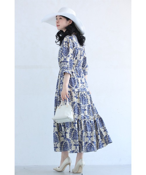 cawaii(カワイイ)の「上品なブルーのダマスク柄ティアードミディアムワンピース(ワンピース・レディース・ブルー・FREE)」の14枚目の写真