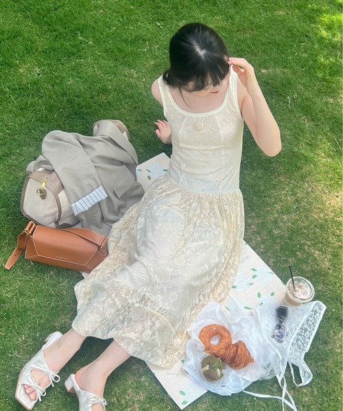 etre loin（エトルワン）の「Low switching rose lace dress（ワンピース・レディース・ブラック/サックスブルー/クリーム・M）」の6枚目の写真