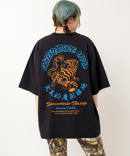 RNA（アールエヌエー）の「M2503 ヘビトラＢＩＧ　Ｔ（Tシャツ/カットソー・レディース・ブラック/ホワイト/イエロー・MEDIUM）」の2枚目の写真