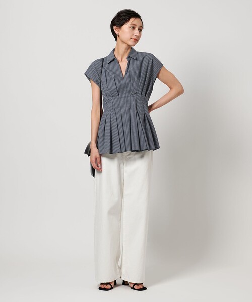 UNITED ARROWS（ユナイテッドアローズ）の「MANTECO POP フレンチスリーブ ブラウス（シャツ/ブラウス・レディース・その他7/ダークグレー/ブラック/ライトブルー・FREE）」の7枚目の写真