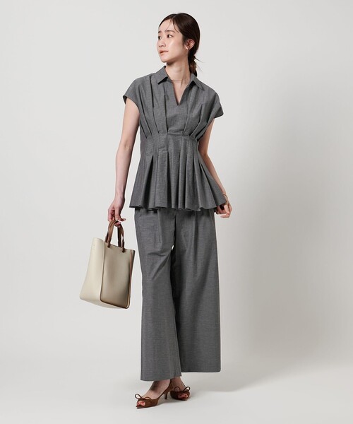 UNITED ARROWS（ユナイテッドアローズ）の「MANTECO POP フレンチスリーブ ブラウス（シャツ/ブラウス・レディース・その他7/ダークグレー/ブラック/ライトブルー・FREE）」の14枚目の写真