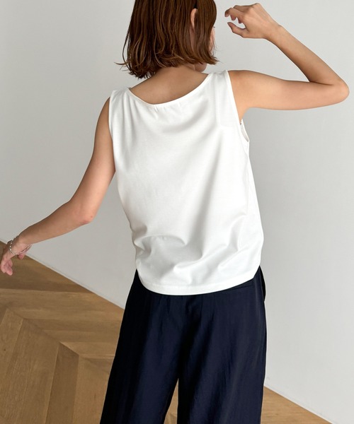 CANAL JEAN（キャナルジーン）の「El mar　レーヨンストレッチタンクトップ（タンクトップ・レディース・ライトグレー/ブラック/アイボリー・ONE SIZE）」の5枚目の写真