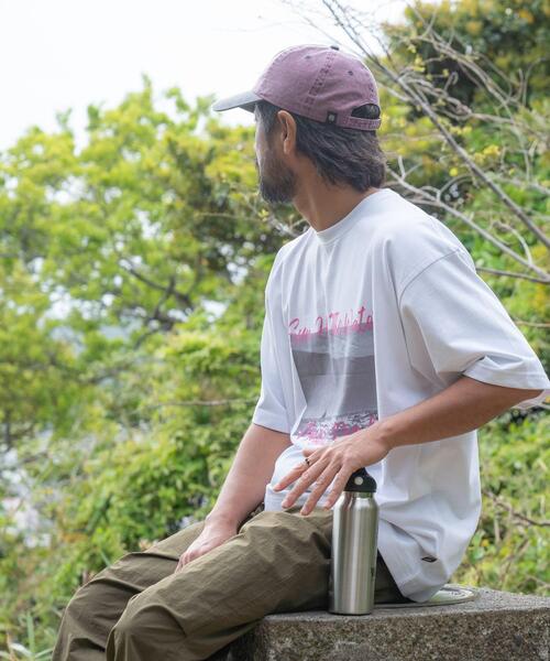 MAGIC NUMBER（マジック ナンバー）の「UpDRIFT×MAGIC NUMBER　T-SHIRTS3（Tシャツ/カットソー・メンズ・ブルー/レッド/ブラック・SMALL/MEDIUM/LARGE）」の4枚目の写真