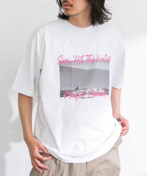 MAGIC NUMBER（マジック ナンバー）の「UpDRIFT×MAGIC NUMBER　T-SHIRTS3（Tシャツ/カットソー・メンズ・ブルー/レッド/ブラック・SMALL/MEDIUM/LARGE）」の8枚目の写真