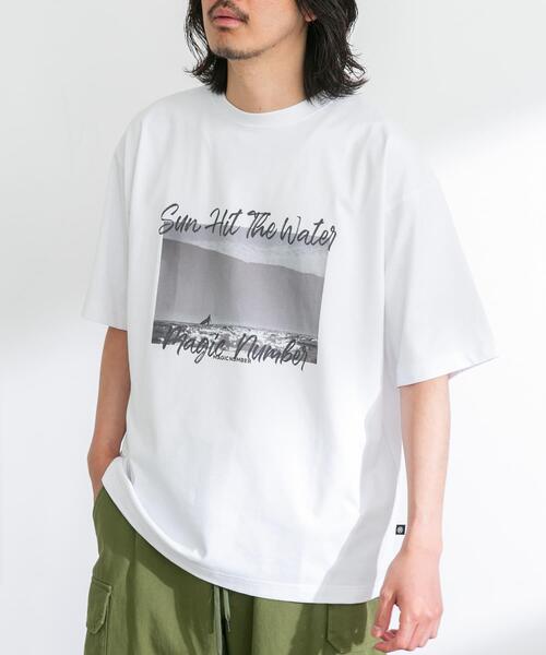 MAGIC NUMBER（マジック ナンバー）の「UpDRIFT×MAGIC NUMBER　T-SHIRTS3（Tシャツ/カットソー・メンズ・ブルー/レッド/ブラック・SMALL/MEDIUM/LARGE）」の17枚目の写真