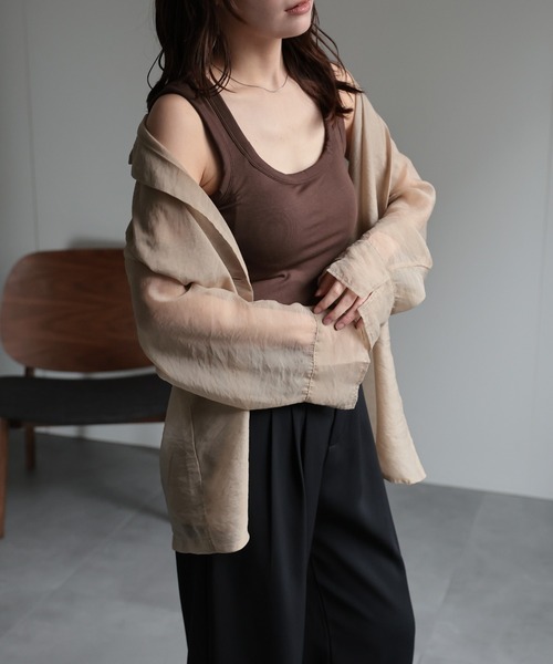 ap retro（アプレトロ）の「【ap retro basic】カップ付きタンクトップ / インナー《動画あり》（キャミソール・レディース・ブラック/ホワイト/ブラウン・MEDIUM/LARGE/SMALL/X-LARGE）」の5枚目の写真