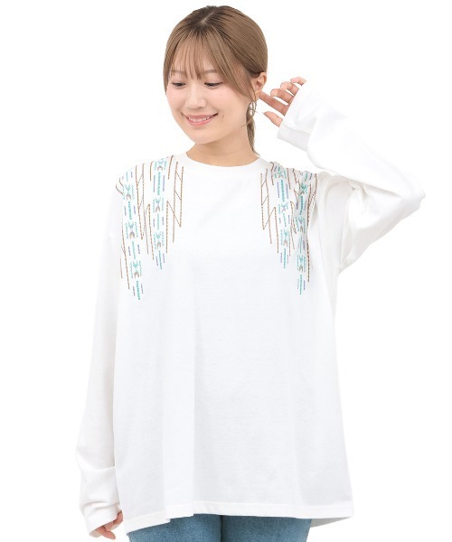 チチカカ（チチカカ）の「チマヨステッチロングTシャツ（Tシャツ/カットソー・レディース・ブラック/オフホワイト/レッド・FREE）」の7枚目の写真