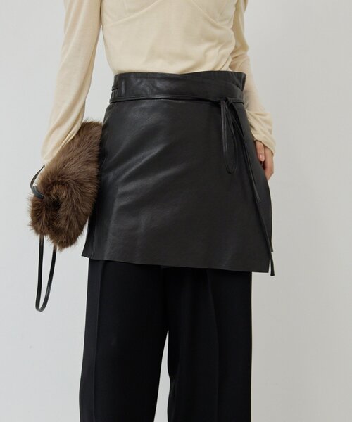 レザーラップスカート