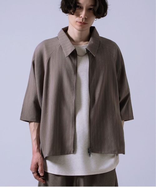Crownor(クラウノアー)の「ピンストライプ ジップアップ 半袖シャツ(シャツ/ブラウス・メンズ・ベージュ/ブルー/チャコール・MEDIUM/LARGE)」の20枚目の写真