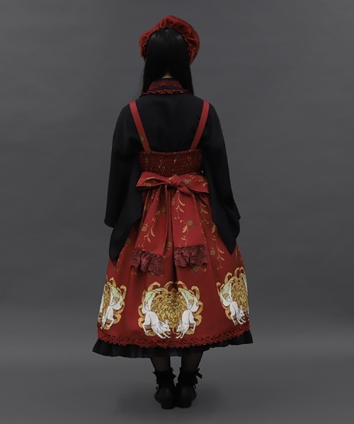 Chalmiere（シャルミエール）の「菊と狐柄ジャンパースカート