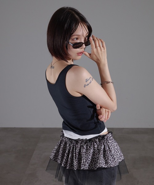 apres jour mignon(アプレジュールミニョン)の「ヘンリーレイヤードカップ付きタンク【ZOZOTOWN限定アイテム】(タンクトップ・レディース・ブラック/チャコールグレー/レッド・X-LARGE/フリー)」の15枚目の写真