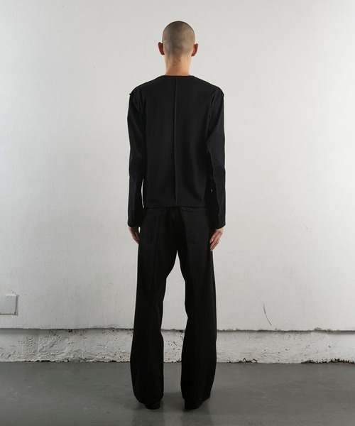 NVRFRGT(ネヴァーフォーゲット)の「3D TWISTED WIDE LEG JEANS(デニムパンツ・メンズ・ブラック・1/2/3)」の4枚目の写真
