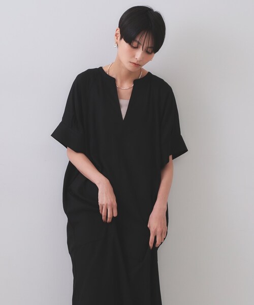 OPAQUE.CLIP(オペークドットクリップ)の「レーヨン麻キーネックワンピース【洗える】(ワンピース・レディース・ブラック/グリーン/ブラウン系その他・38/40/42)」の5枚目の写真