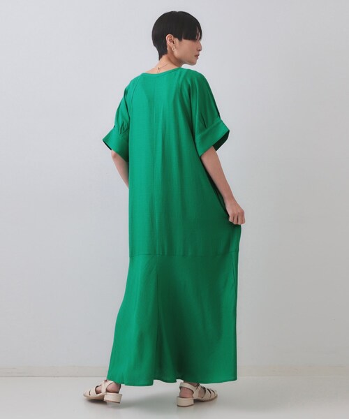 OPAQUE.CLIP(オペークドットクリップ)の「レーヨン麻キーネックワンピース【洗える】(ワンピース・レディース・ブラック/グリーン/ブラウン系その他・38/40/42)」の15枚目の写真