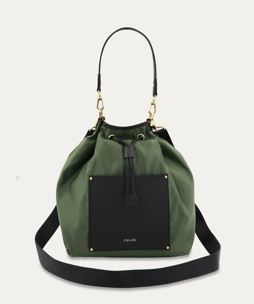 CULLNI（クルニ）の「Leather Pocket High Count Taffeta Drawstring Bag（ショルダーバッグ・メンズ・ブラック/グリーン/ネイビー/アッシュブラウン・ONESIZE）」の3枚目の写真