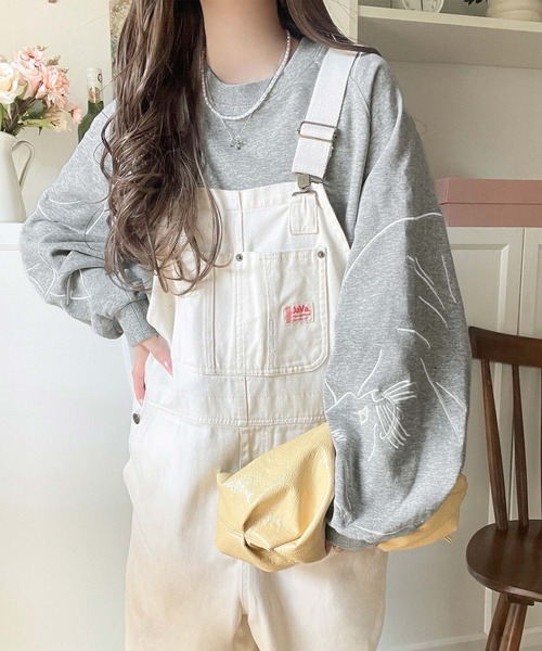classicalelf（クラシカルエルフ）の「袖に遊び心を忍ばせたラク可愛い一枚♪袖ネコ刺繍裏起毛スウェット（長袖）（スウェット・レディース・杢グレー/オートミール/チャコール・X-LARGE/SMALL/MEDIUM/LARGE）」の13枚目の写真