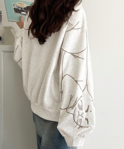 セール】袖に遊び心を忍ばせたラク可愛い一枚♪袖ネコ刺繍裏起毛