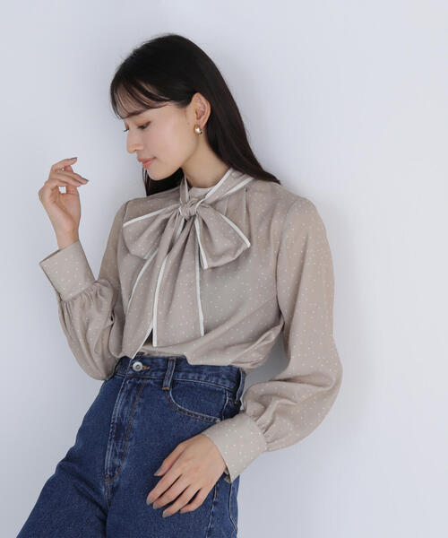 NATURAL BEAUTY BASIC(ナチュラルビューティーベーシック)の「◇ドットバイカラーボウタイブラウス(シャツ/ブラウス・レディース・ベージュ系その他/ブルー系その他6/レッド系その他6・SMALL/MEDIUM)」の17枚目の写真
