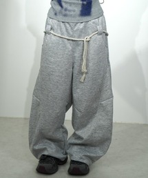Never mind the XU / Chikashitsu+（ネバーマインド ザ エックスユー / チカシツプラス）の「【Nerd out XU】waist rope loose sweat pants / 【ナードアウトエックスユー】ウエストロープルーズスウェットパンツ（スウェットパンツ・レディース）」