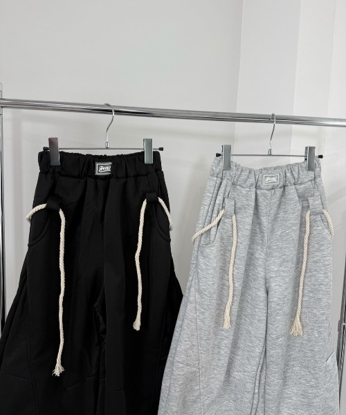 Never mind the XU / Chikashitsu+（ネバーマインド ザ エックスユー / チカシツプラス）の「【Nerd out XU】waist rope loose sweat pants / 【ナードアウトエックスユー】ウエストロープルーズスウェットパンツ <着用動画あり>（スウェットパンツ・メンズ・ブラック/グレー/杢グレー・L/XXL）」の18枚目の写真