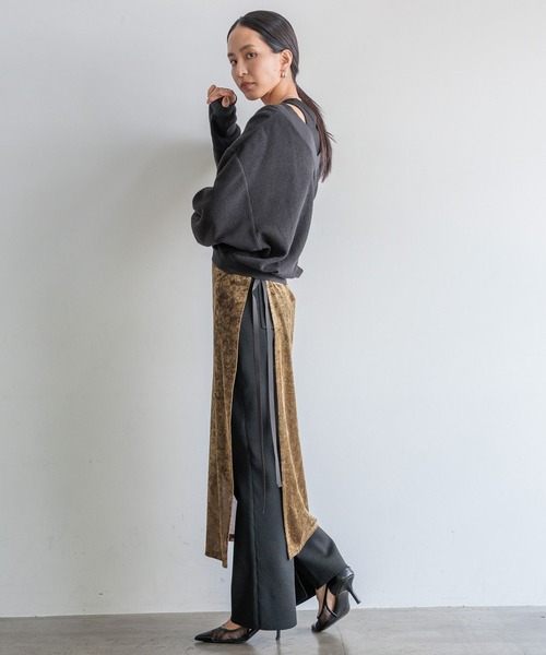 HEREIAM（ヘレイアム）の「【HEREIAM】巻くだけ簡単！メッシュベロアラップスカート（スカート・レディース・カーキ/ブラック・FREE）」の7枚目の写真