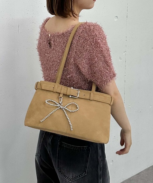 archives（アルシーヴ）の「チャーム付きスエードベルトバッグ（ショルダーバッグ・レディース・ベージュ/ブラウン/ブラック・FREE）」の14枚目の写真