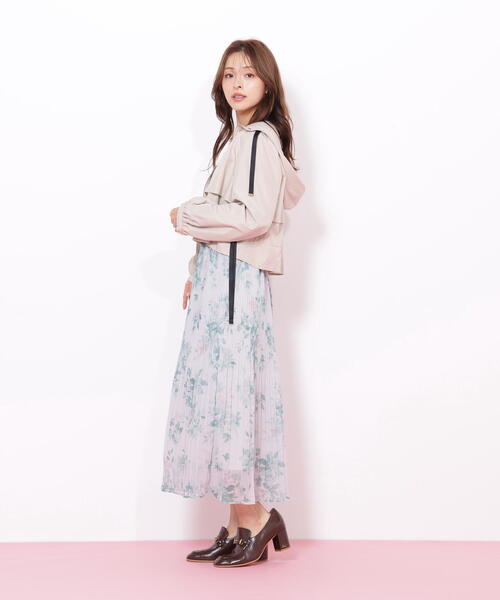 JILL by JILL STUART（ジルバイジルスチュアート）の「◇配色リボンペプラムジャケット（ブルゾン・レディース・ホワイト/ベージュ/ブラック・FREE）」の7枚目の写真