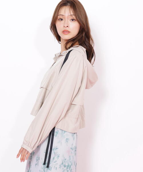 JILL by JILL STUART（ジルバイジルスチュアート）の「◇配色リボンペプラムジャケット（ブルゾン・レディース・ホワイト/ベージュ/ブラック・FREE）」の5枚目の写真