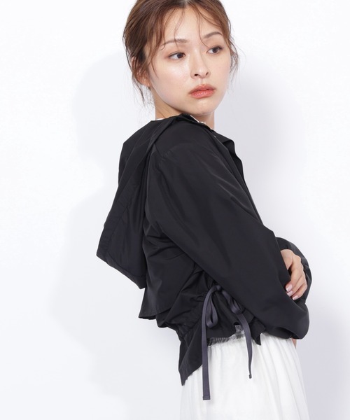 JILL by JILL STUART（ジルバイジルスチュアート）の「◇配色リボンペプラムジャケット（ブルゾン・レディース・ホワイト/ベージュ/ブラック・FREE）」の13枚目の写真