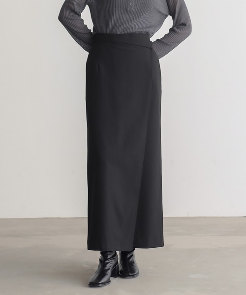 for/c（フォーシー）の「きれいめはっ水ラップナロースカート【サスティナブル】（スカート・レディース・ブラック/チャコールグレー/グレー・L/M）」の4枚目の写真