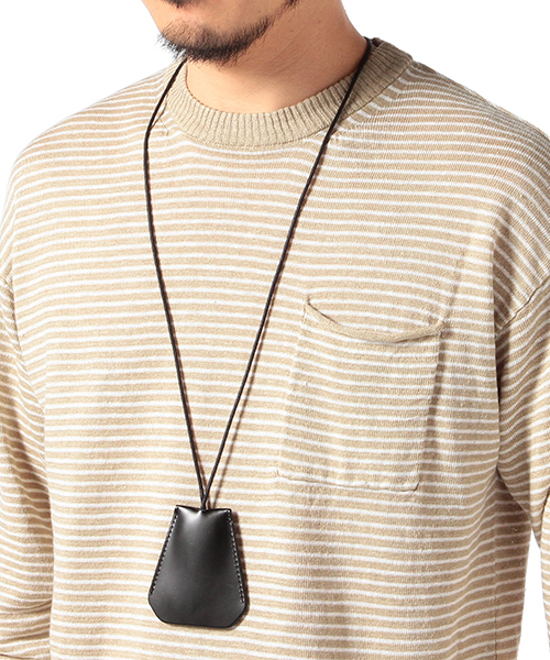 buddy（バディ）の「buddy×ビーミング by ビームス / 別注 KEY ネックレス（ネックレス・メンズ・ホワイト/ブラック/ネイビー/ベージュ・ONE SIZE）」の2枚目の写真