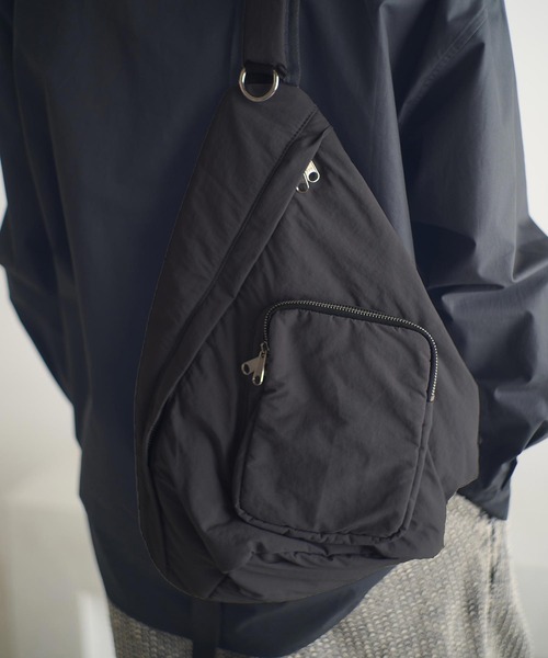 mko13113-nylon sling bag スリングバッグ(AP2529002)（ボディバッグ