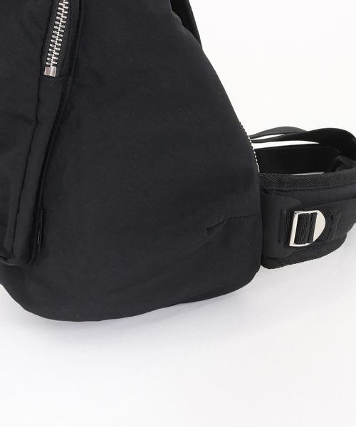 mko13113-nylon sling bag スリングバッグ(AP2529002)（ボディバッグ
