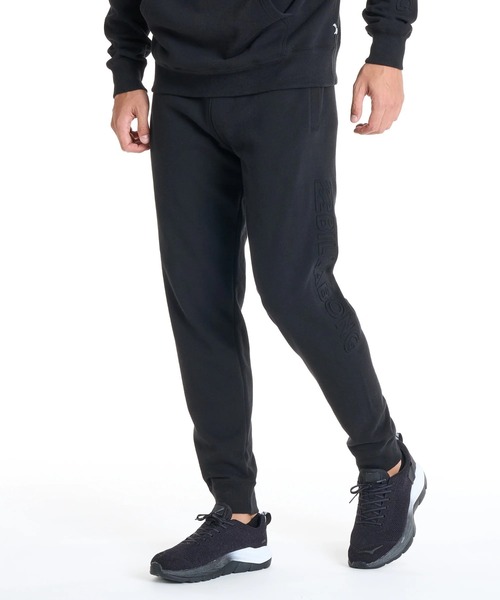 BILLABONG(ビラボン)の「BILLABONG メンズ EMBOSS LOGO PANT セットアップボトムス 【2025年秋冬モデル】/ビラボンサイドロゴウエストゴムスウェットジョガーバンツ(スウェットパンツ・メンズ・ブラック/グレー・X-LARGE/LARGE/MEDIUM)」の2枚目の写真