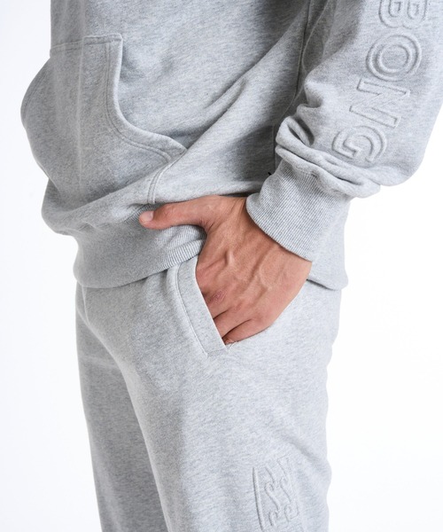 BILLABONG(ビラボン)の「BILLABONG メンズ EMBOSS LOGO PANT セットアップボトムス 【2025年秋冬モデル】/ビラボンサイドロゴウエストゴムスウェットジョガーバンツ(スウェットパンツ・メンズ・ブラック/グレー・X-LARGE/LARGE/MEDIUM)」の8枚目の写真