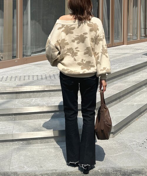 Thevon（ゼボン）の「ジャガードシャギーニット（ニット/セーター・レディース・ブラウン/アイボリー/グレー・FREE）」の10枚目の写真