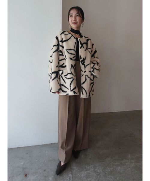 LAGUNAMOON（ラグナムーン）の「ウォッシャブルタックワイドパンツ（その他パンツ・レディース・ブラウン/アイボリー・SMALL/MEDIUM）」の11枚目の写真