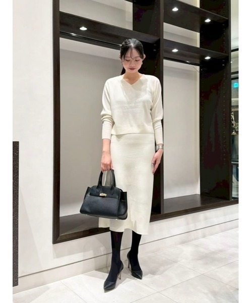 allureville（アルアバイル）の「ウールスムース2WAYネックプルオーバー（ニット/セーター・レディース・ミント/ダークブラウン/オフホワイト/ライトイエロー/グレー系その他/ネイビー・2）」の14枚目の写真