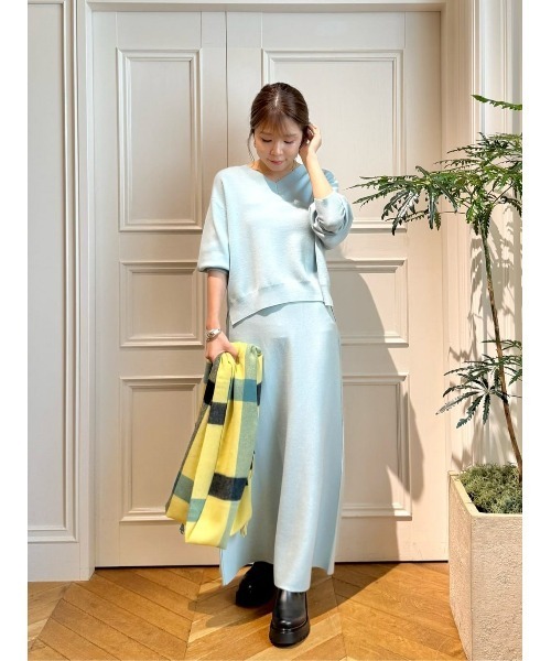 allureville（アルアバイル）の「ウールスムース2WAYネックプルオーバー（ニット/セーター・レディース・ミント/ダークブラウン/オフホワイト/ライトイエロー/グレー系その他/ネイビー・2）」の15枚目の写真