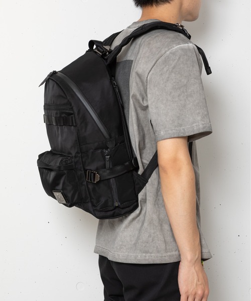 MAKAVELIC（マキャベリック）の「FUNDAMENTAL 2 DAYPACK（バックパック/リュック・メンズ・ブラック・ONE SIZE）」の13枚目の写真