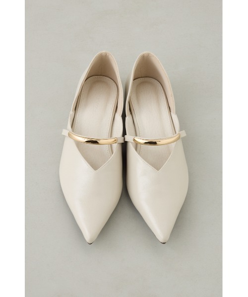 AZUL by moussy（アズールバイマウジー）の「ルクスメタルポインテッドトゥパンプス（パンプス・レディース・アイボリー/ブラック・SMALL/LARGE/MEDIUM）」の7枚目の写真