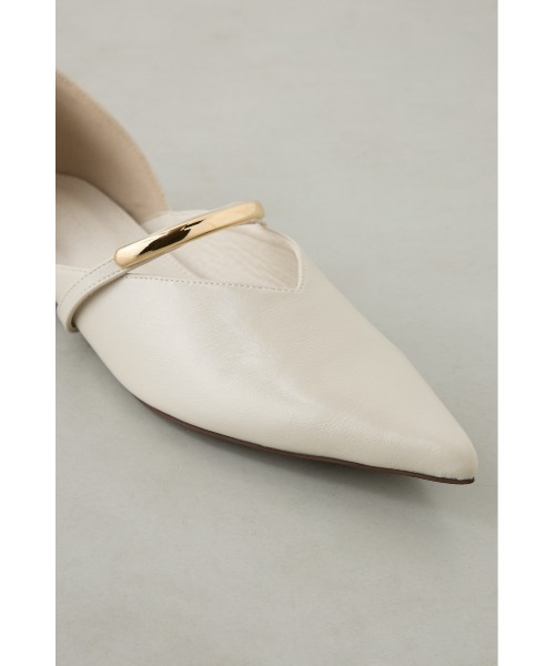 AZUL by moussy（アズールバイマウジー）の「ルクスメタルポインテッドトゥパンプス（パンプス・レディース・アイボリー/ブラック・SMALL/LARGE/MEDIUM）」の11枚目の写真
